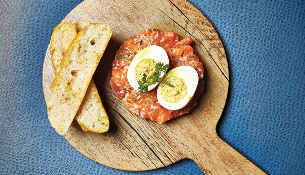 Salmon tartare