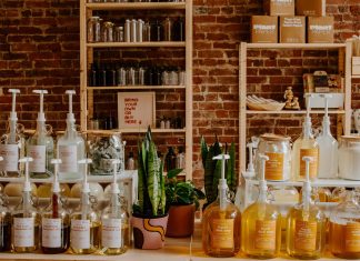 This New Downtown Storefront Wants You to Ditch Your Plastic Toothbrush
