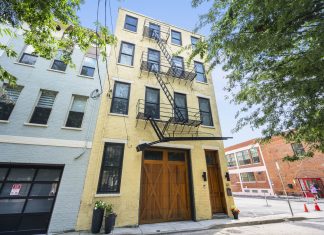 Storage for More Than 400 Bottles of Wine in an OTR Remodel