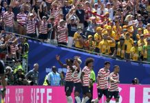 U.S. Advances With Authority to the World Cup Knockout Stage