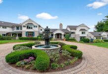 California Luxury in California, Ohio