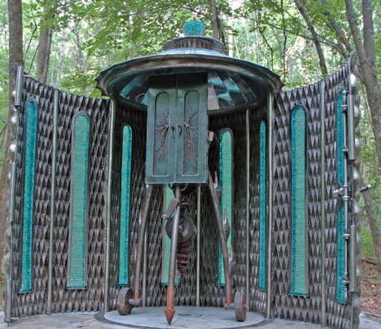 Classical Music Group concertnova Performs In Private Sculpture Forest